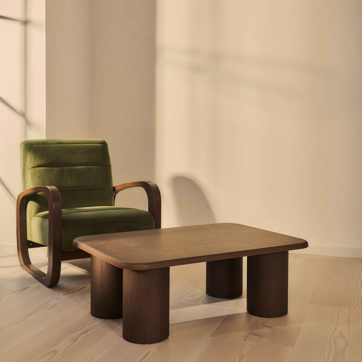 Alina - Grande table basse rectangulaire en bois foncé