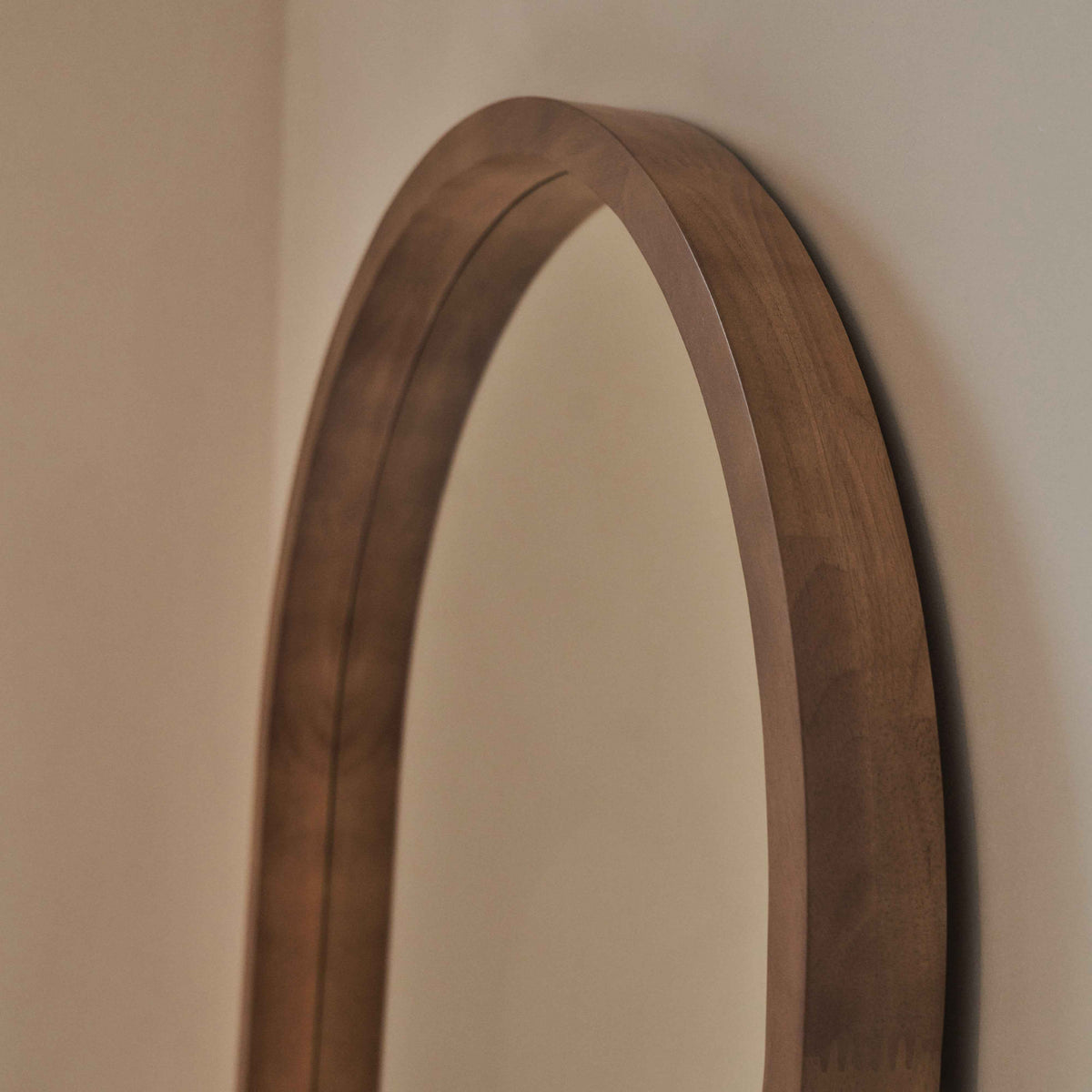 Lilia - Miroir en bois chaud plein pied arche 170cm x 80cm