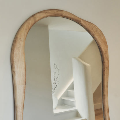 Arcurva - Miroir irrégulier extra grand pleine longueur en bois clair 190cm x 120cm