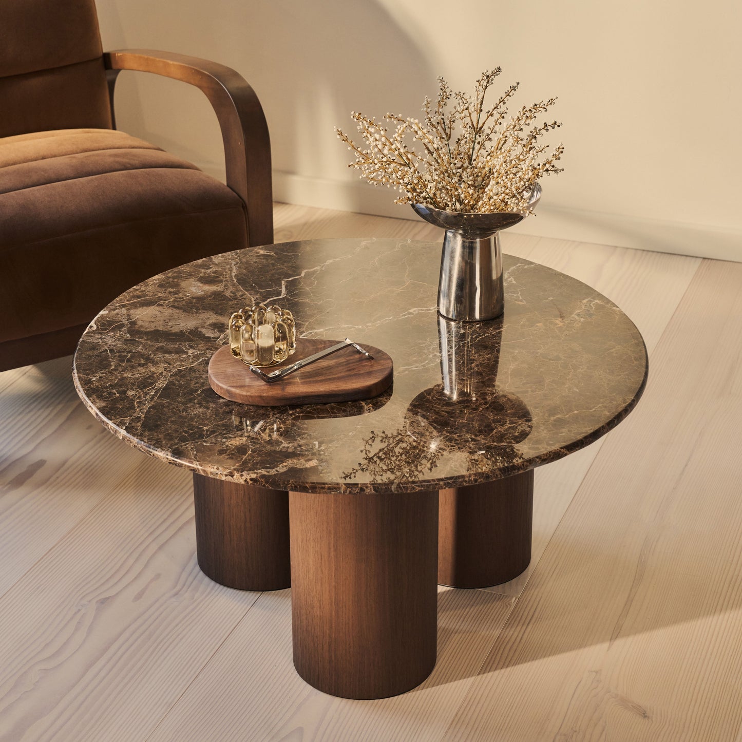 Trivium - Table Basse Ronde en Bois Foncé Dark Emperador Premium