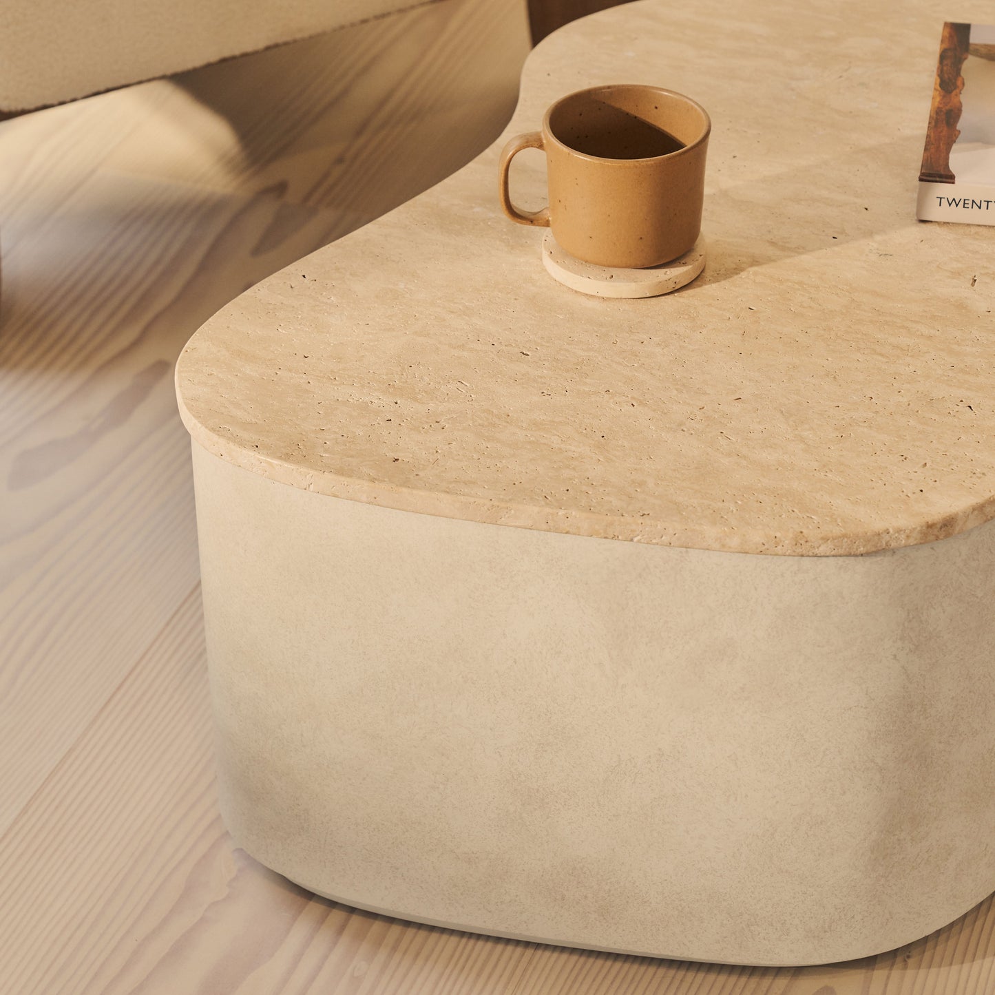 Arlo - Table basse premium en béton irrégulier travertin beige