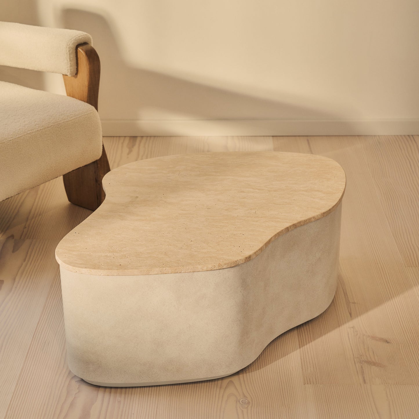 Arlo - Table basse premium en béton irrégulier travertin beige