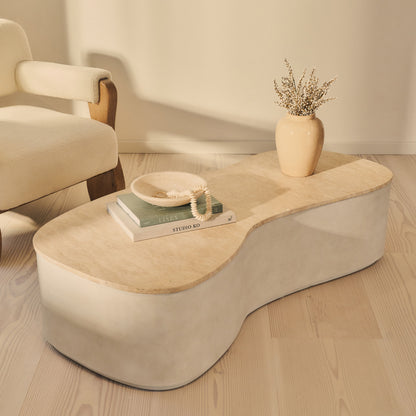 Arlo - Table basse extra large premium en béton irrégulier travertin beige