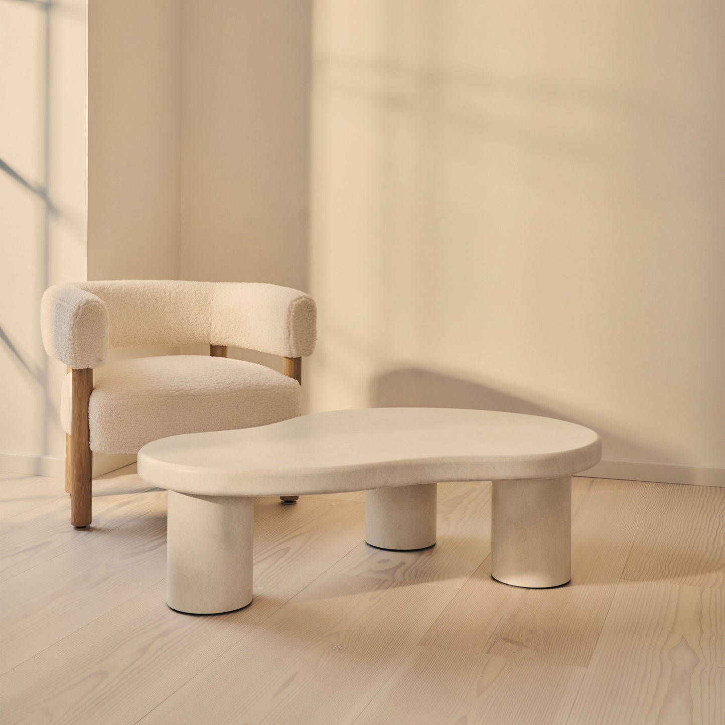 Savanna - Grande Table Basse en Bois Irregulière et Béton