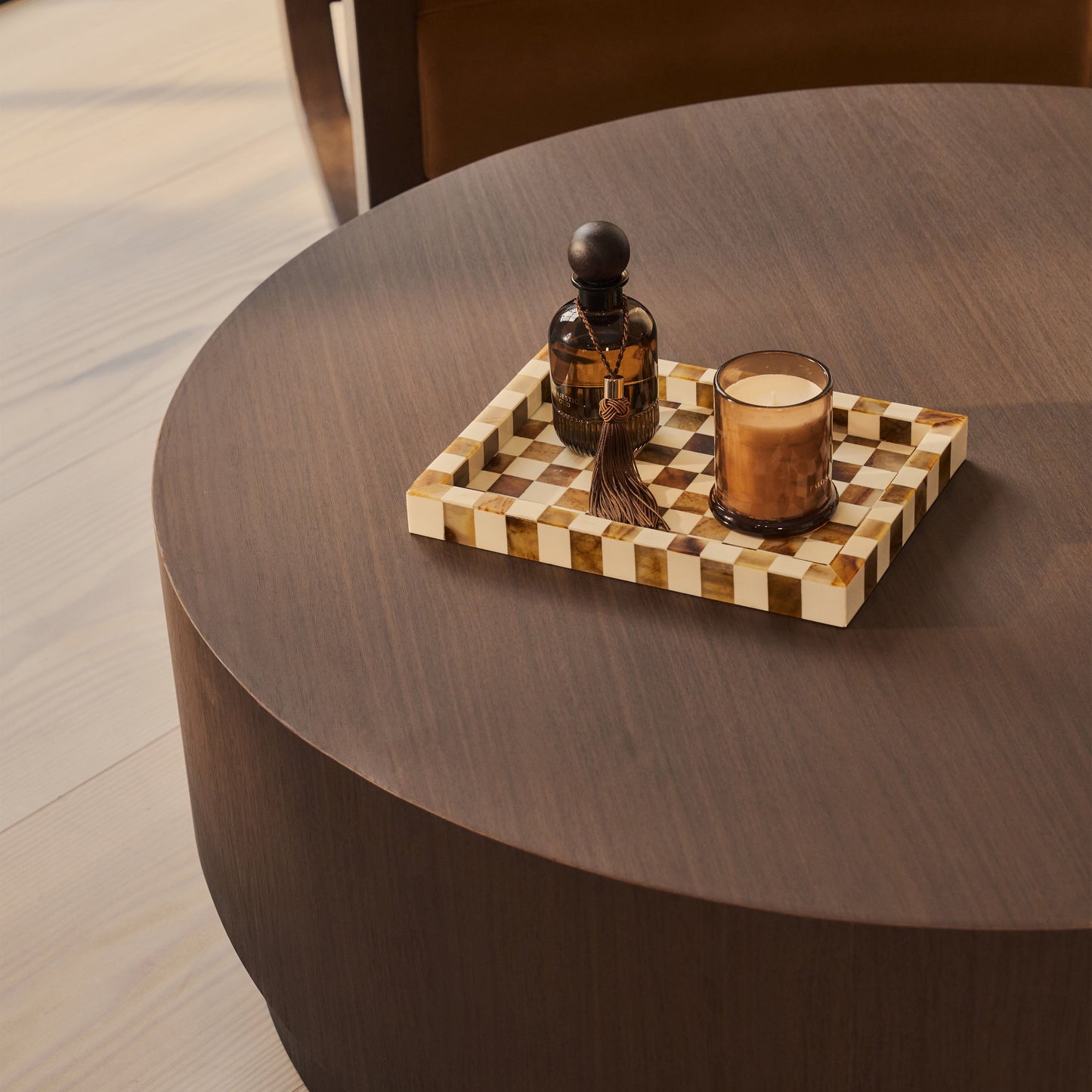Magna - Table Basse Ondulée en Bois Foncé