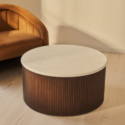 Cove - Table basse ronde nervurée en bois foncé