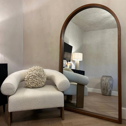 Tamara - Miroir en noyer arqué extra large pleine longueur 190cm x 110cm