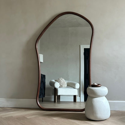Aaliyah - Miroir irrégulier extra grand pleine longueur en bois foncé 180cm x 110cm