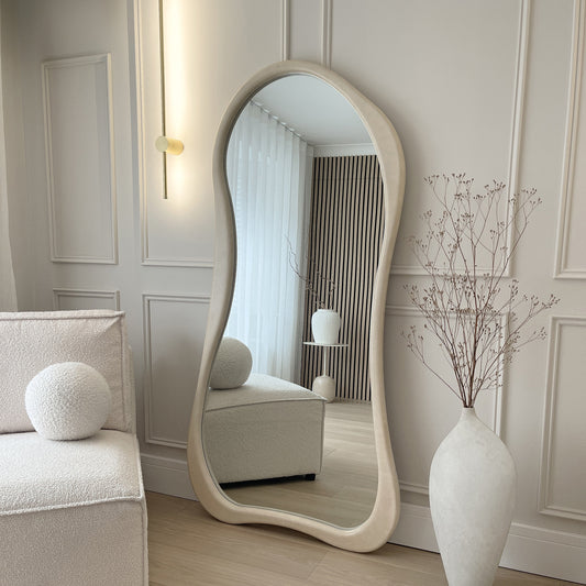 Arcurva - Grand miroir irrégulier en béton pleine longueur 170 cm x 85 cm
