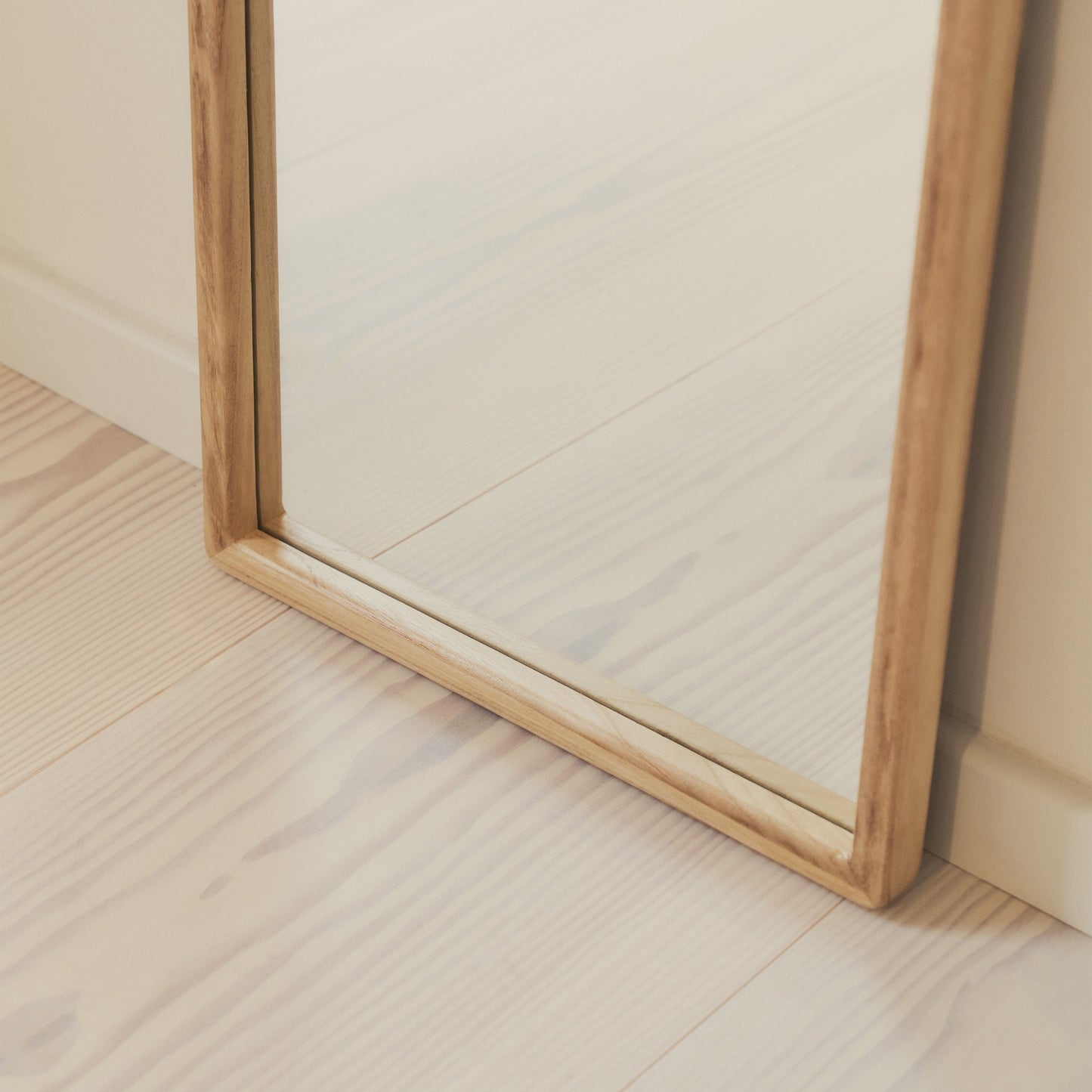 Arden - Miroir en bois clair pleine longueur 140cm x 45cm