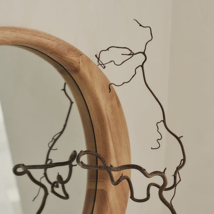 Arcurva - Grand miroir irrégulier en bois clair pour manteau de cheminée 130cm x 80cm