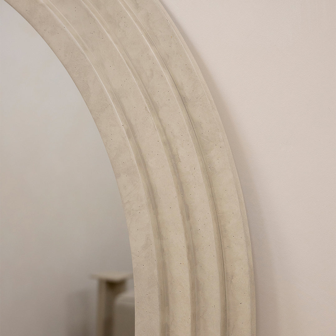 Luciana - Miroir en béton arqué pleine longueur 180cm x 110cm