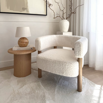 Cara - Fauteuil d'Accent en Bouclé Ivoire et Bois Chaud