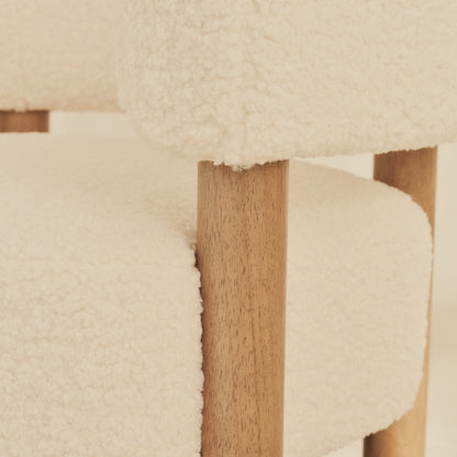Cara - Fauteuil d'Accent en Bouclé Ivoire et Bois Chaud