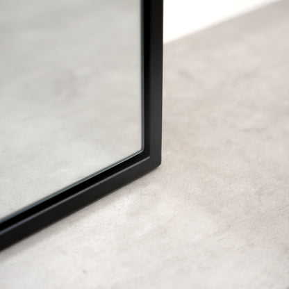 Liberty - Miroir de Cheminée Métallique Arqué Noir 120cm x 90cm