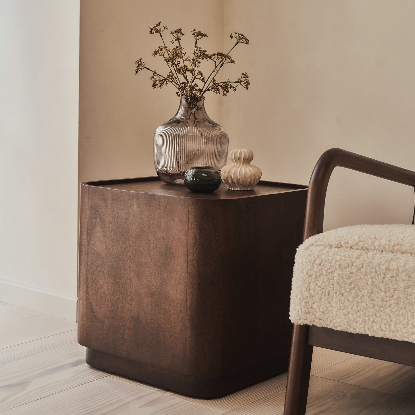 Fairmont - Table d'Appoint Carrée Premium en Bois Foncé