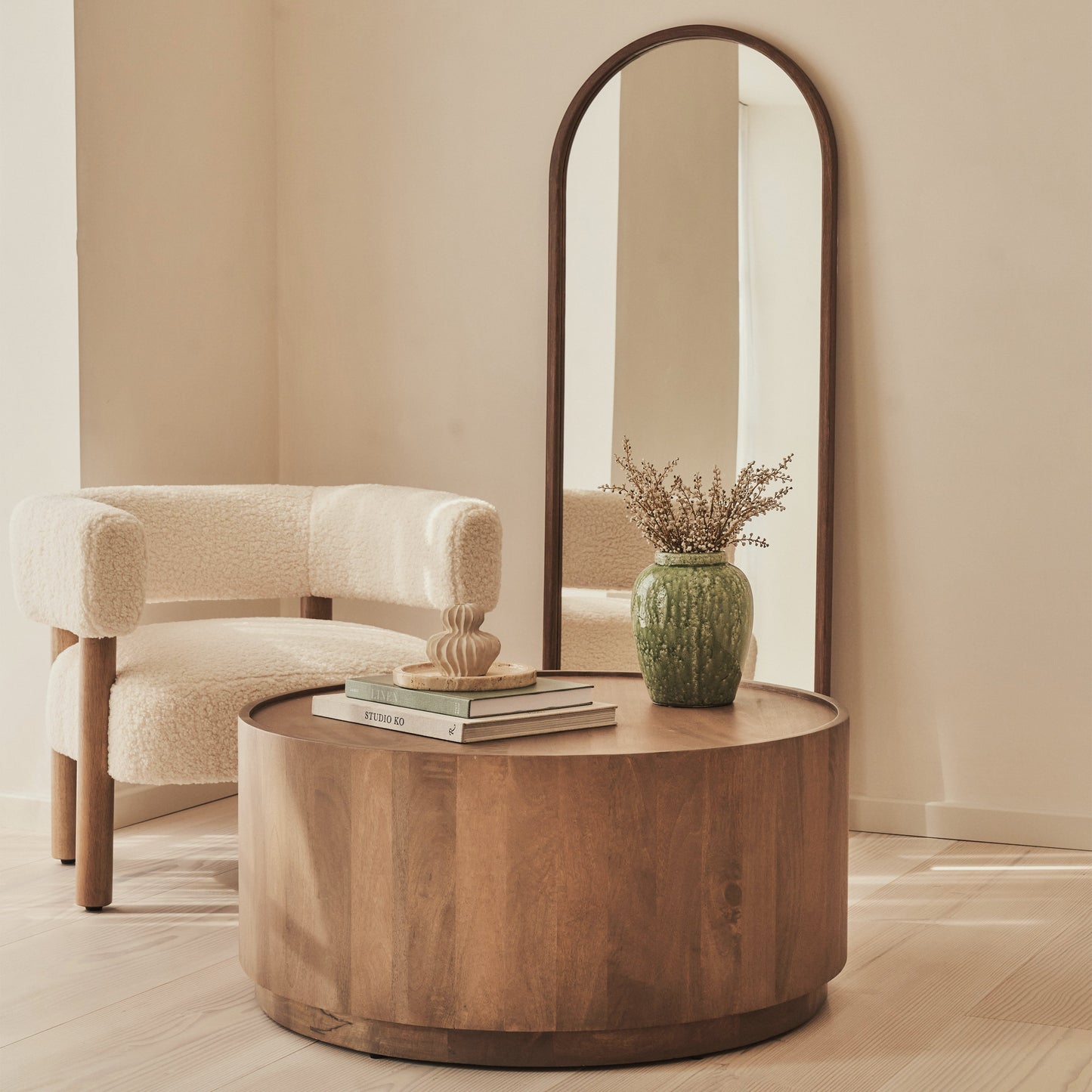 Fairmont - Table basse ronde premium en bois chaud