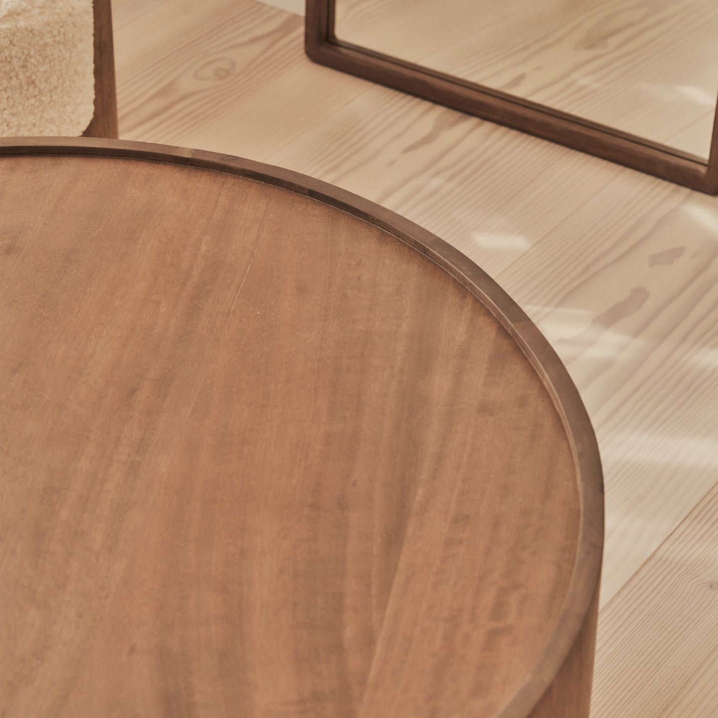 Fairmont - Table basse ronde premium en bois chaud