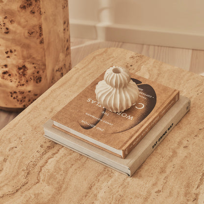 Melrose - Table basse rectangulaire premium en travertin beige et bois chaud