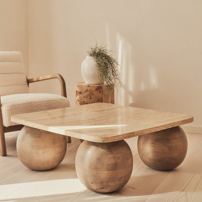 Melrose - Table basse carrée premium en travertin beige et bois chaud