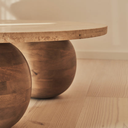 Melrose - Table basse ronde en travertin beige et bois chaud premium