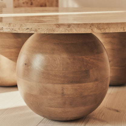 Melrose - Table basse ronde en travertin beige et bois chaud premium