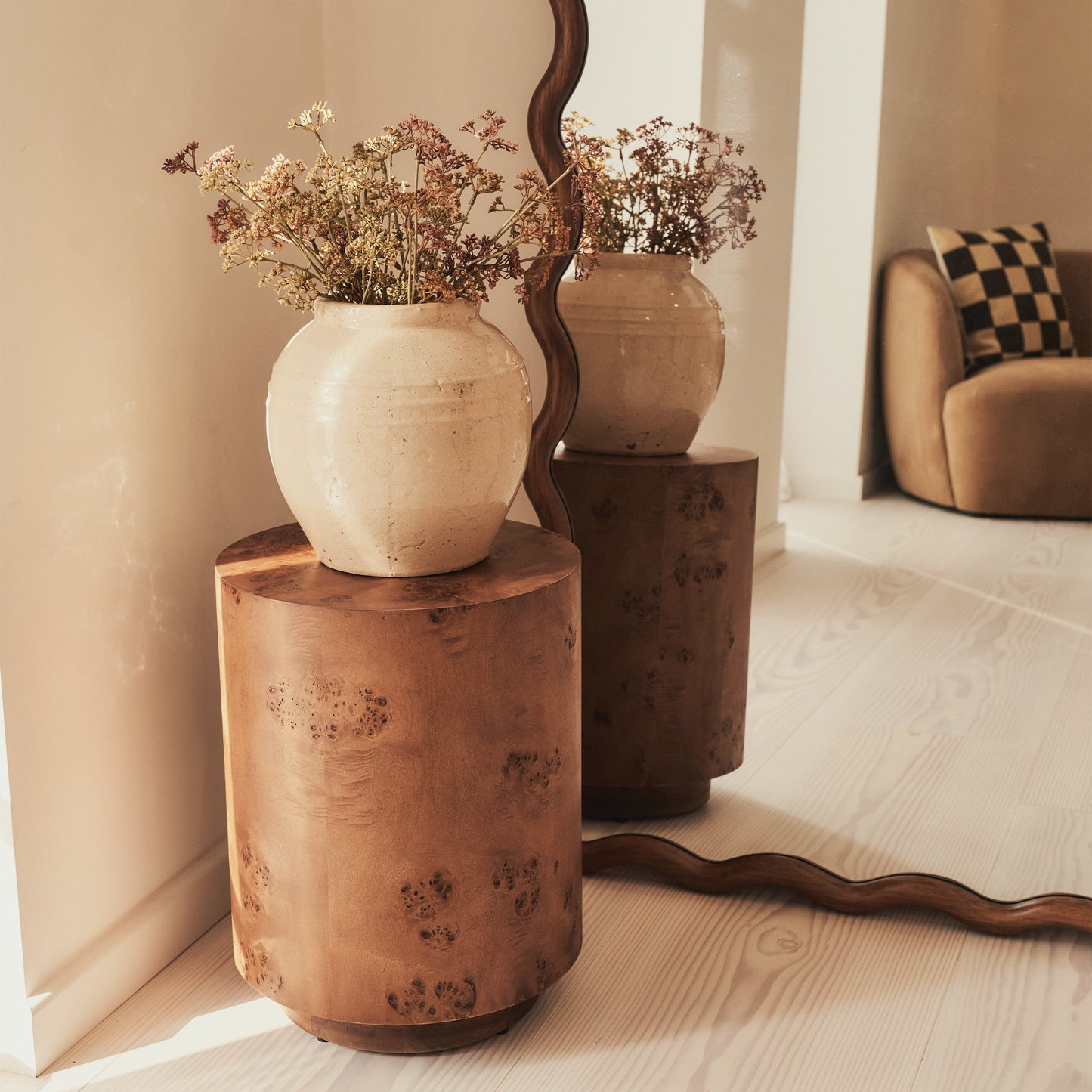 Arbour - Table d'Appoint Ronde Premium en Bois d'Érable Foncé Veiné