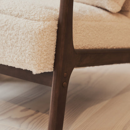 Hudson - Fauteuil d'Appoint en Bouclé Ivoire et Bois Foncé