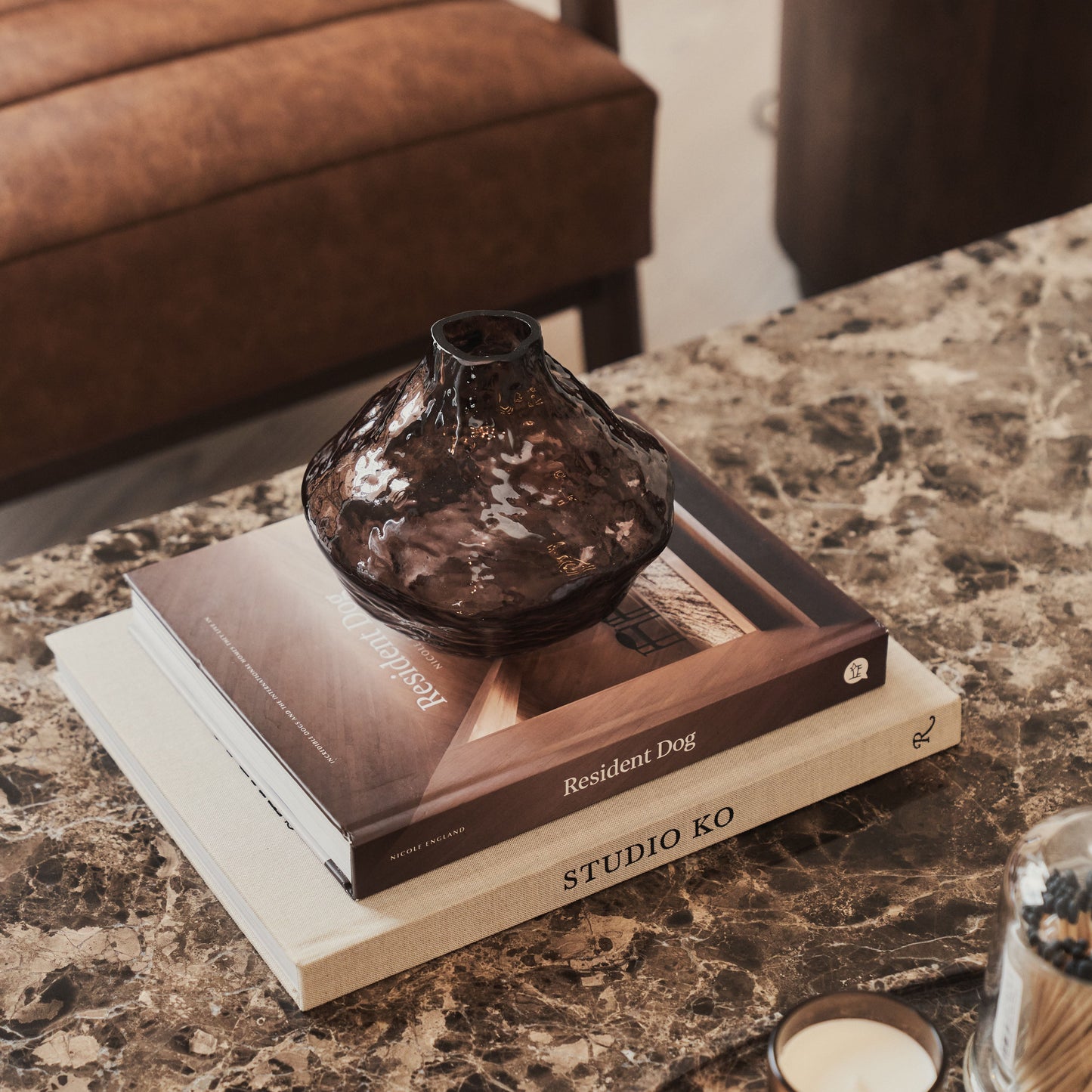 Melrose - Table basse rectangulaire premium en bois foncé avec marbre Dark Emperador
