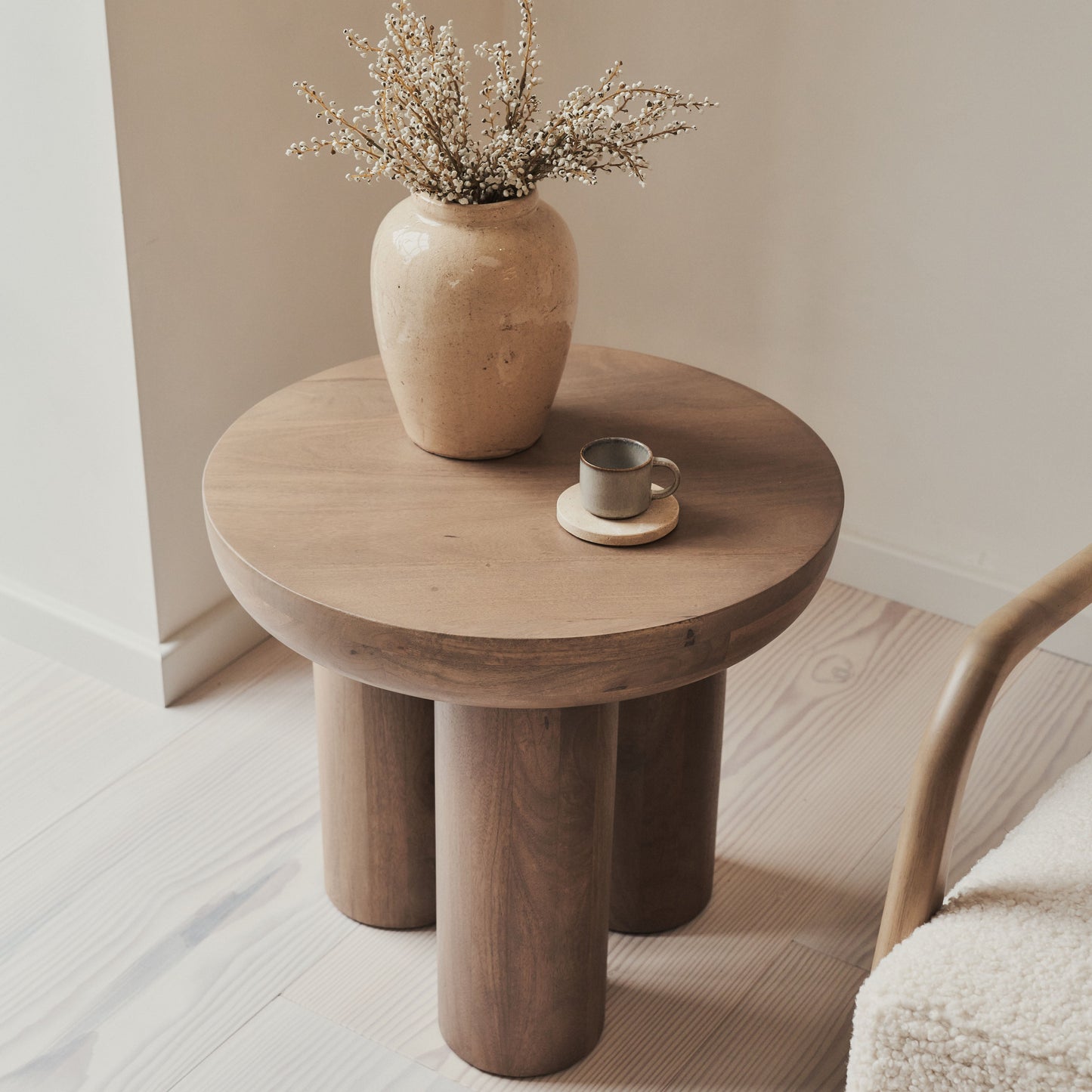 Vermont - Table d'appoint ronde premium en bois chaud