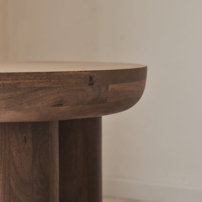 Vermont - Table d'appoint ronde premium en bois chaud