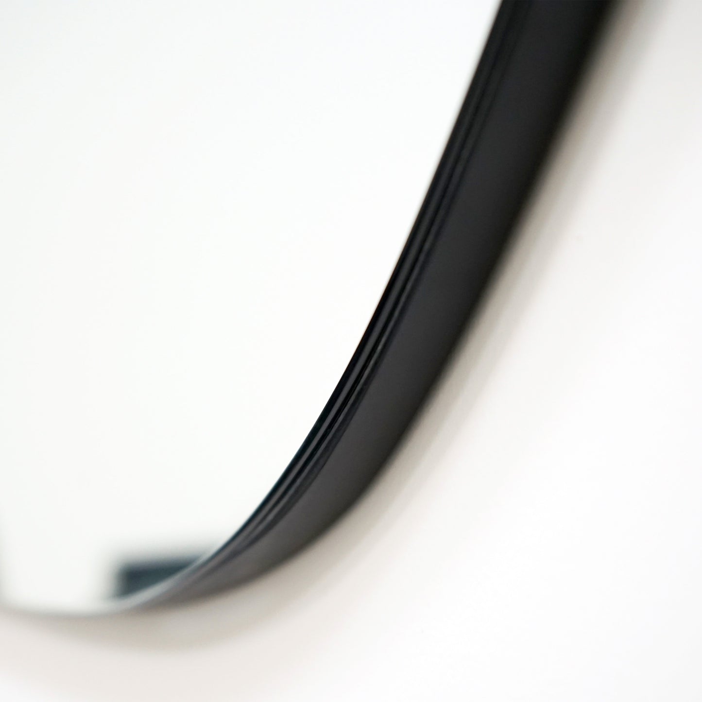 Edge - Grand Miroir d'Étang Sans Cadre Irregular 100cm x 75cm