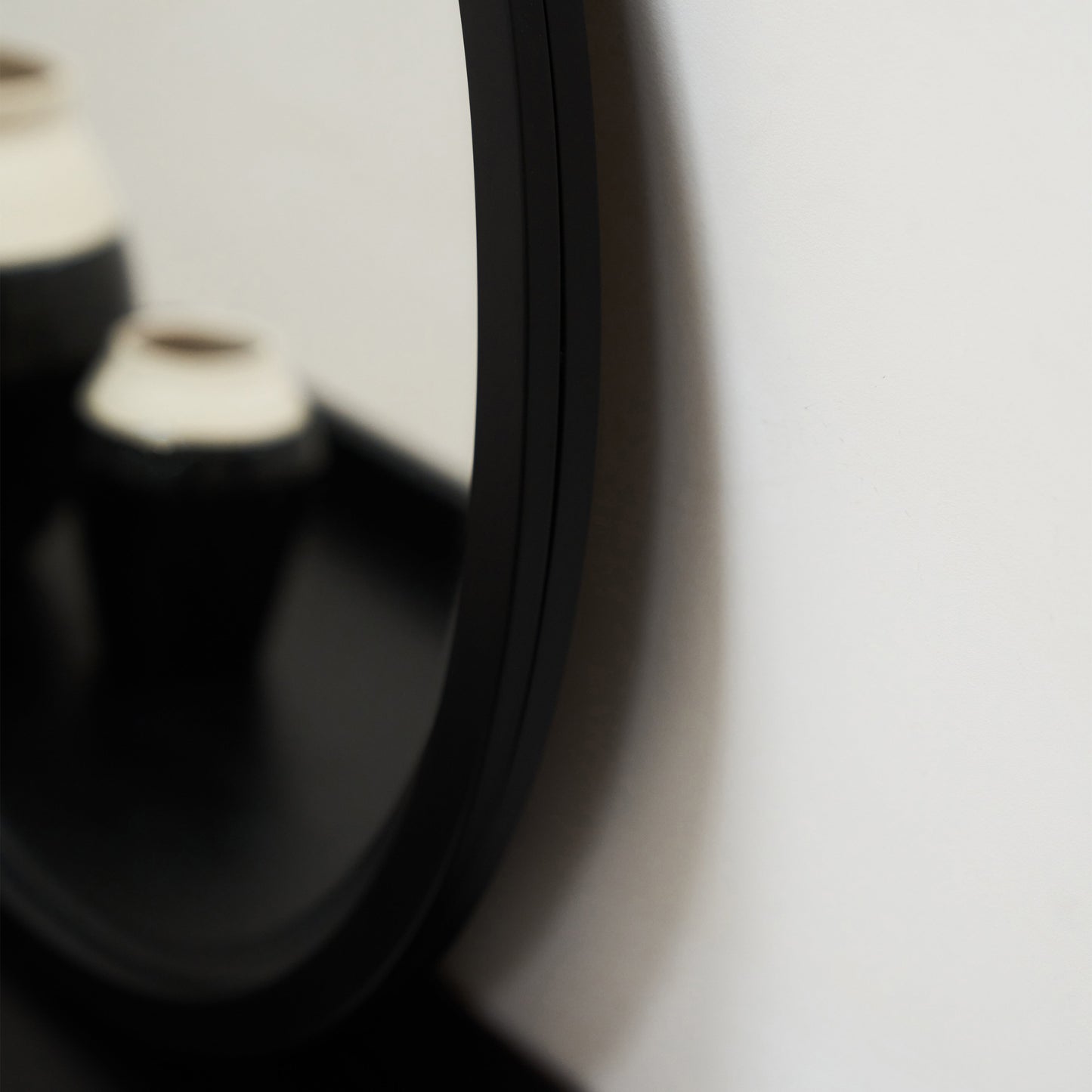 Higgins - Miroir Mural Rond Moderne en Métal Noir 40cm x 40cm