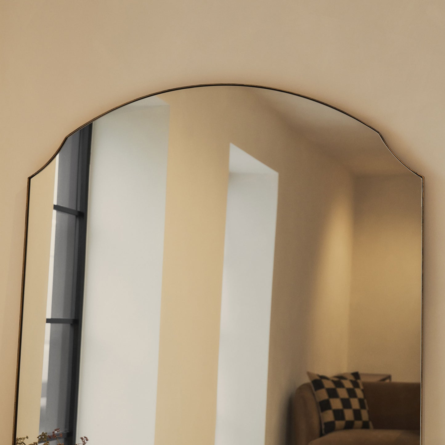 Isla - Miroir Métallique Arqué Extra Large Doré Pleine Longueur 190cm x 120cm