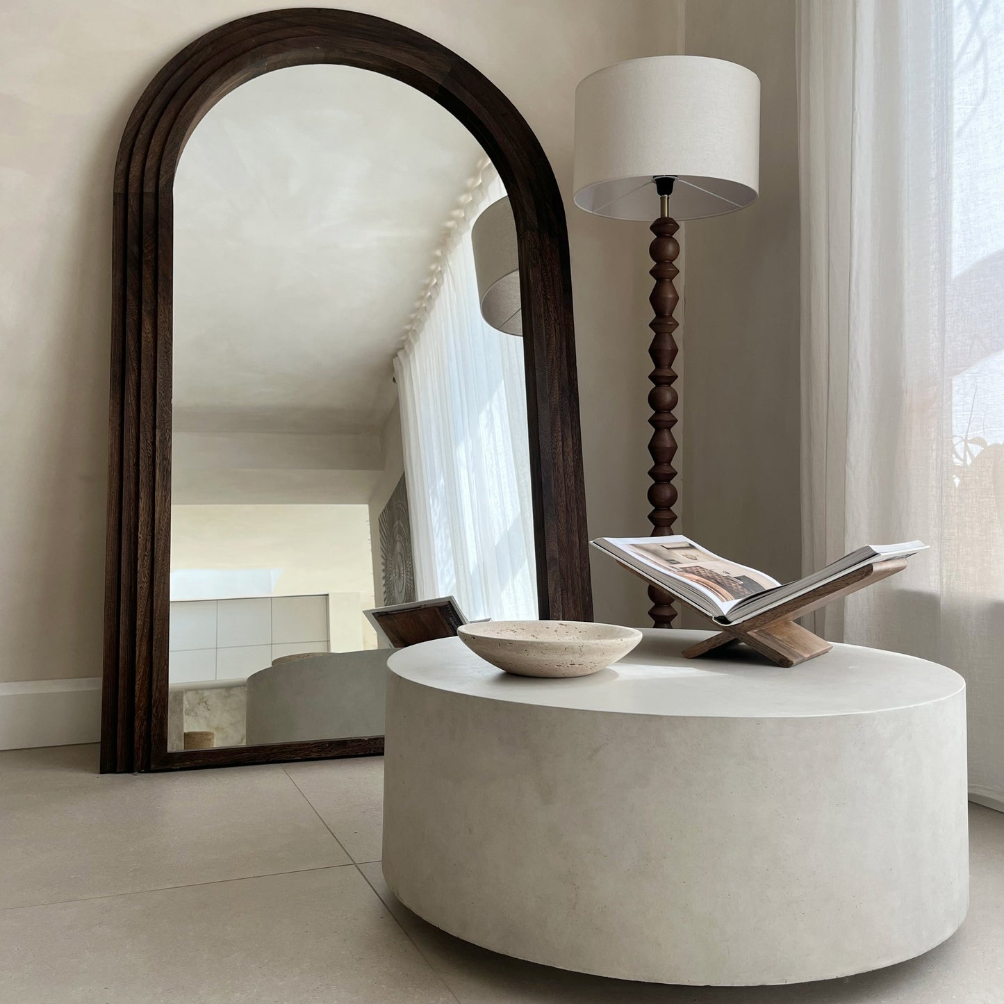 Angelo - Table Basse Ronde Minimaliste en Béton Grande