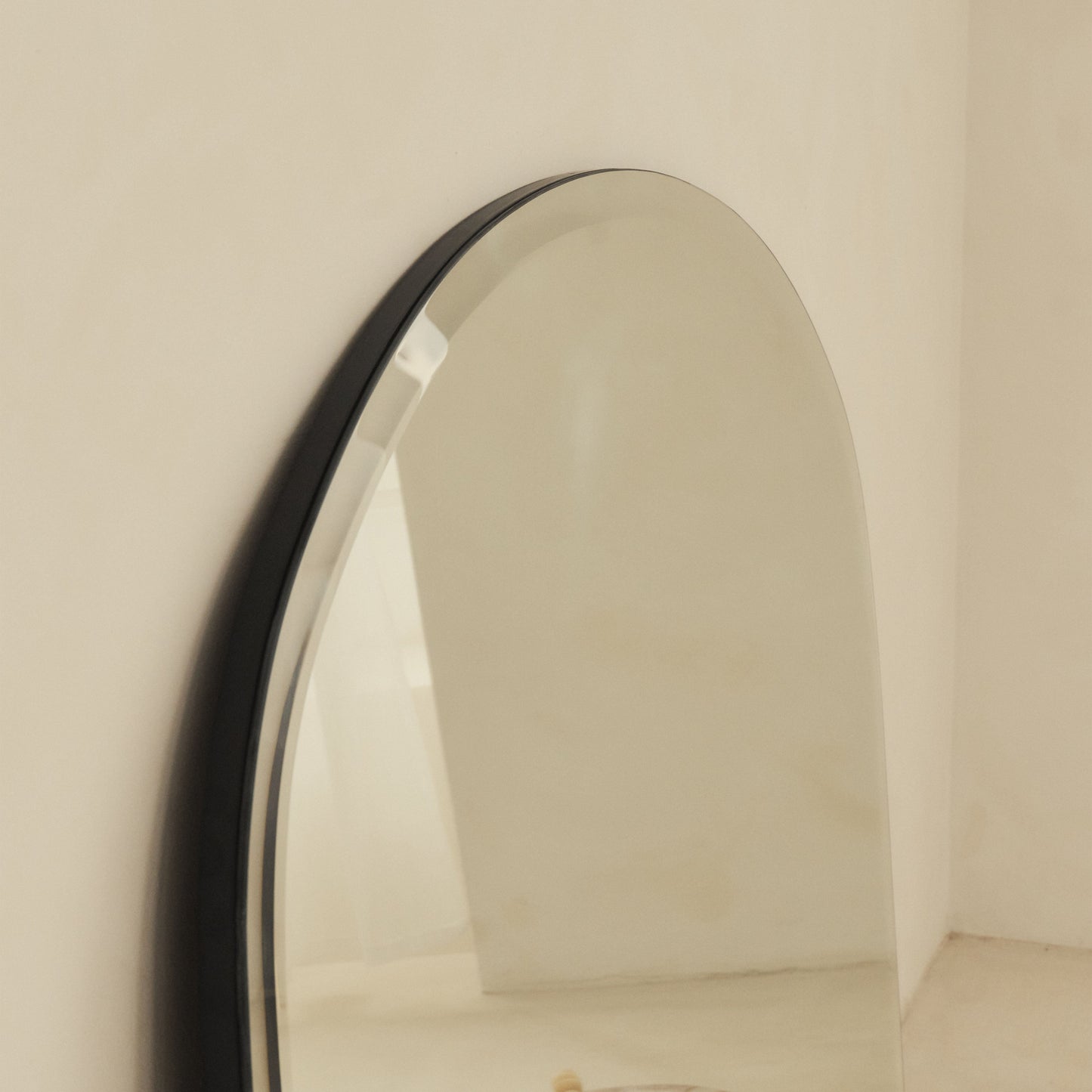 Vienne - Grand miroir sans cadre à biseau 95 cm x 70 cm pour manteau de cheminée
