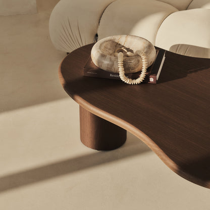 Savanna - Grande table basse en bois foncé irrégulier