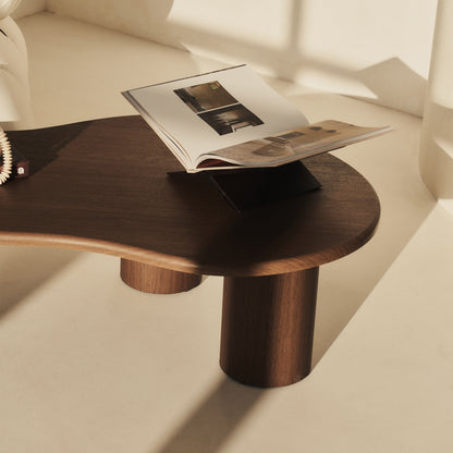Savanna - Grande table basse en bois foncé irrégulier