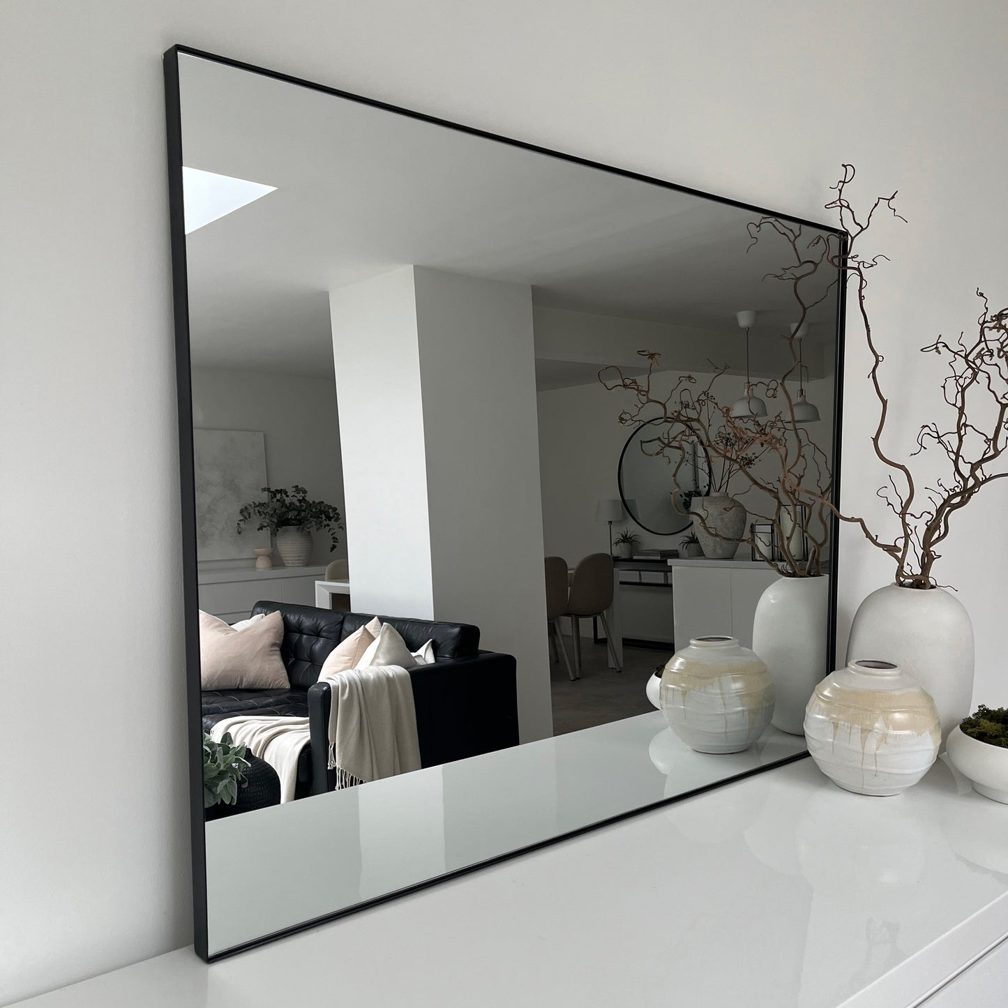 Theo - Grand miroir mural rectangulaire en métal noir 120cm x 90cm