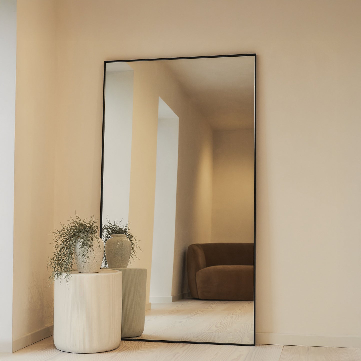 Theo - Miroir Métallique Noir Extra Large Pleine Longueur 180cm x 100cm