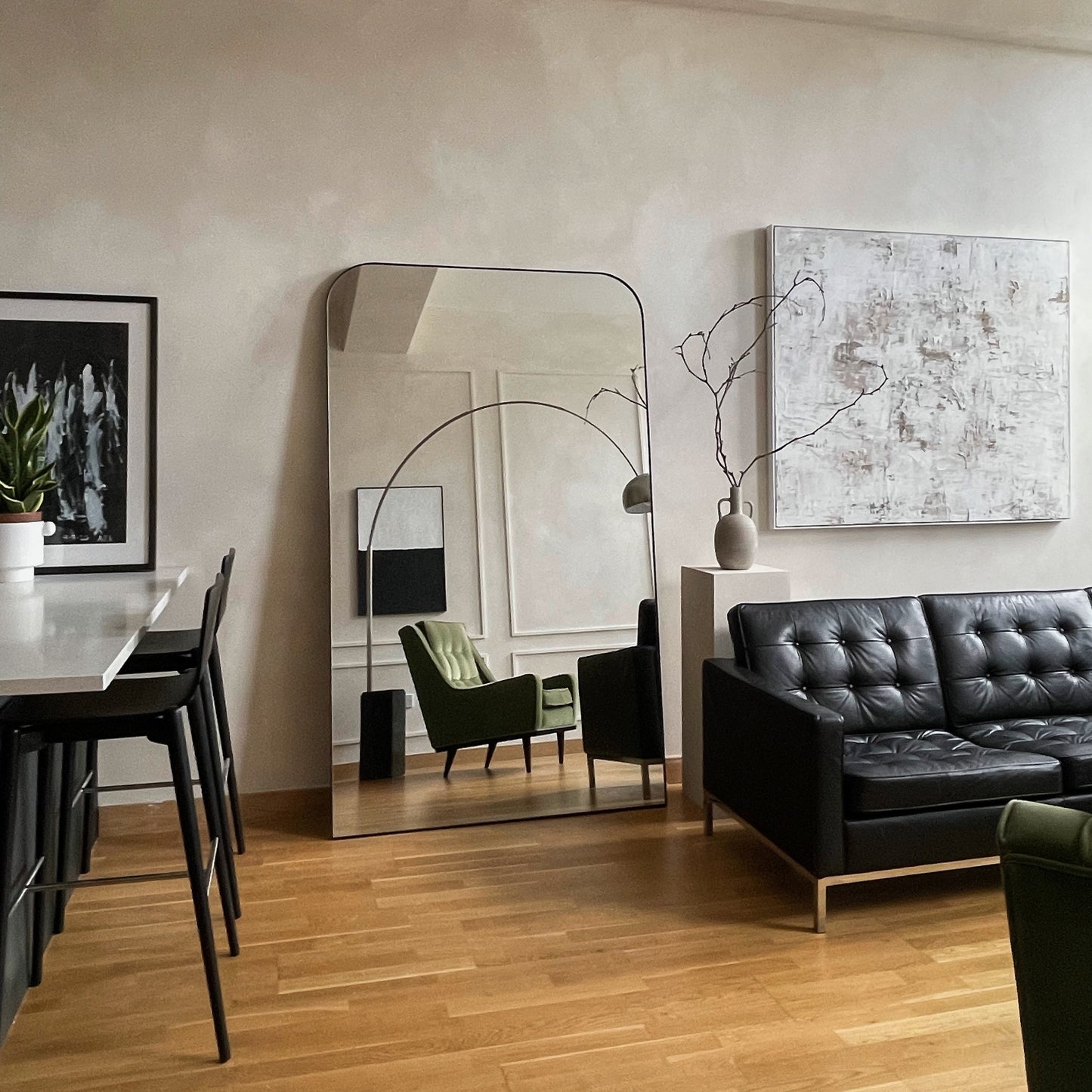 Theo - Miroir Extra Large Noir en Métal Courbé Pleine Longueur 200cm x 120cm