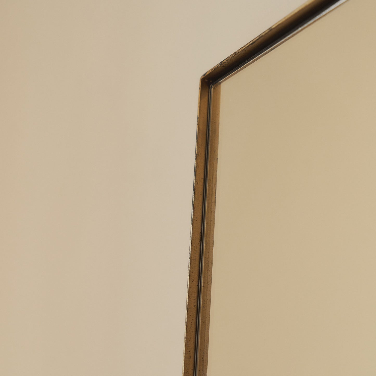 Theo - Miroir Mural Rectangulaire Métal Doré 90cm x 60cm