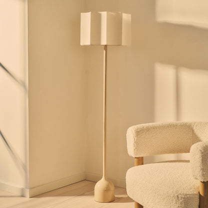 Esme - Lampadaire Beige à Abat-jour Gloss en Coquille Inversée