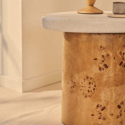 Aegean - Table d'Appoint Irrégulière en Bois Naturel Burl et Béton