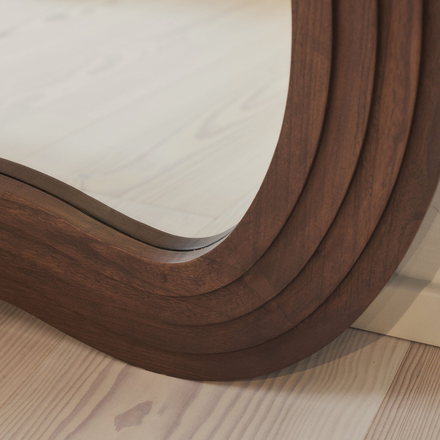 Luciana - Miroir Extra Large Pleine Longueur Bois Foncé Irregular 200cm x 115cm