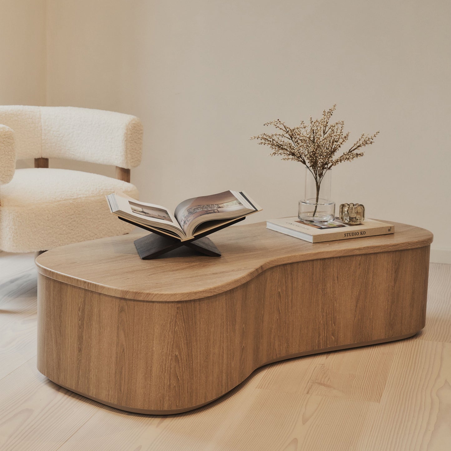 Arlo - Table basse extra large irrégulière en bois lavé