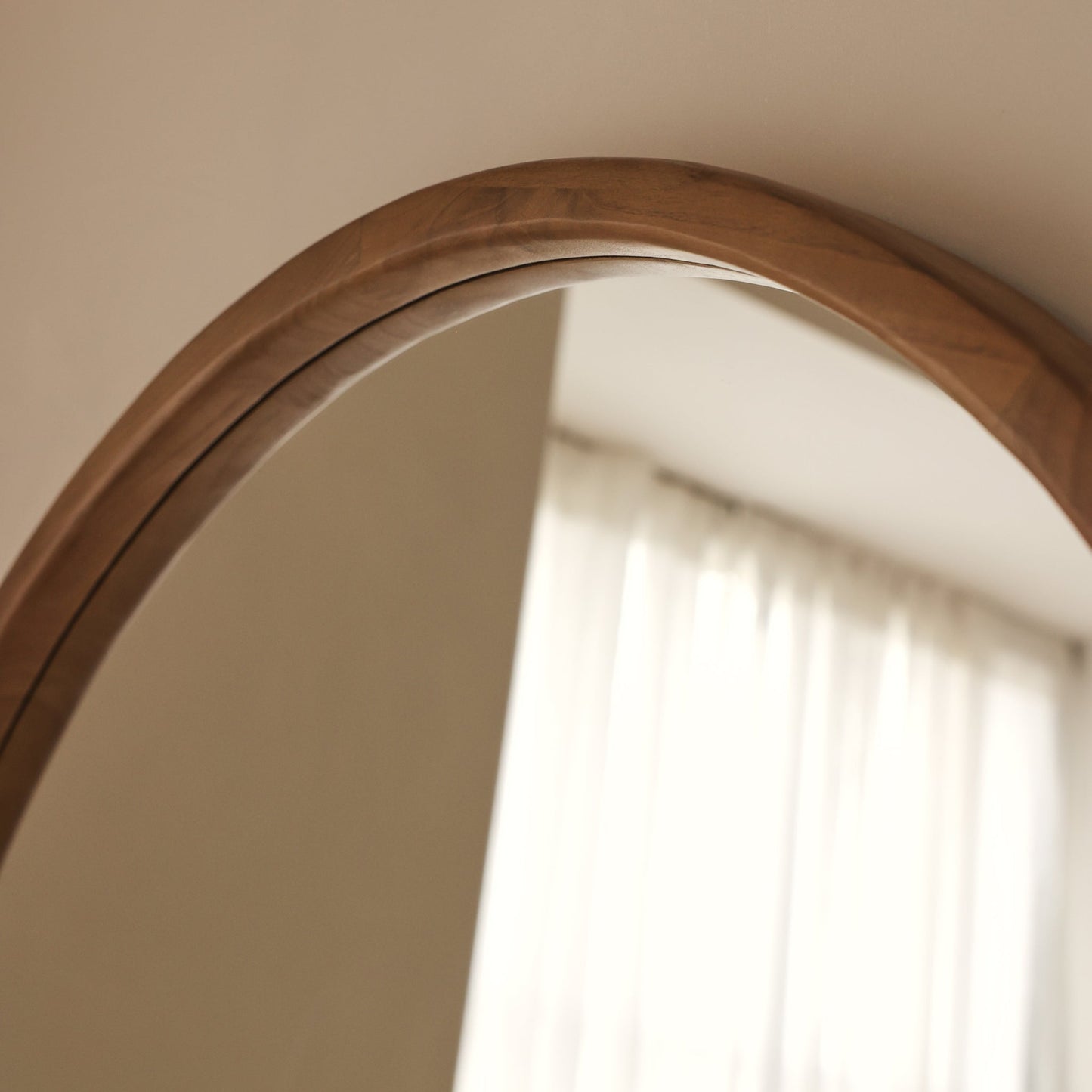 Arden - Miroir en bois chaud plein pied arche 175cm x 95cm