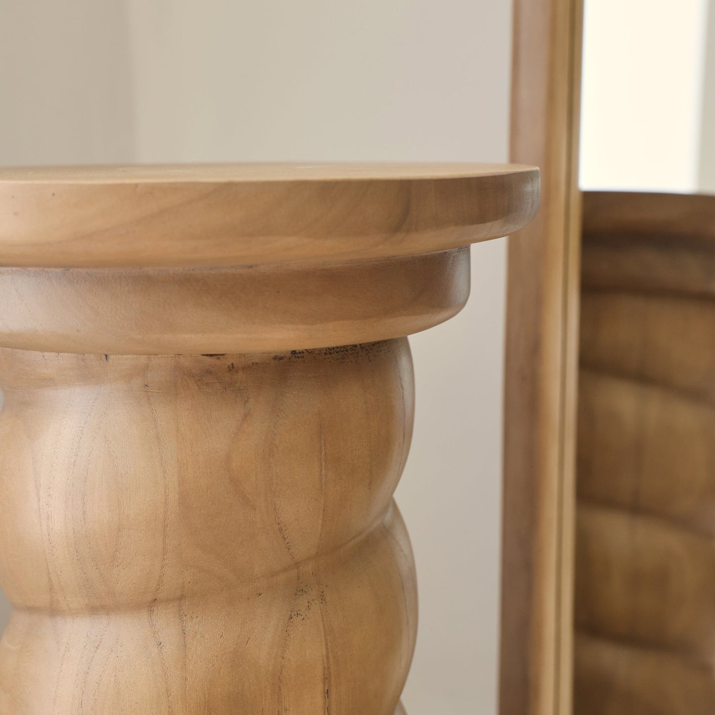 Cassia - Table d'Appoint Rétro en Bois Chaud