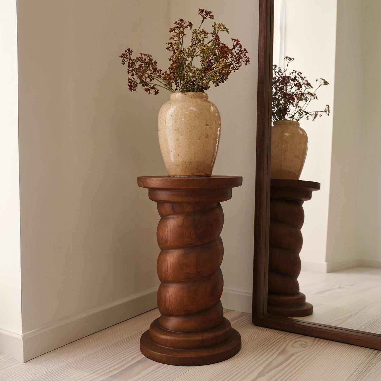 Cassia - Table d'appoint rétro en bois foncé