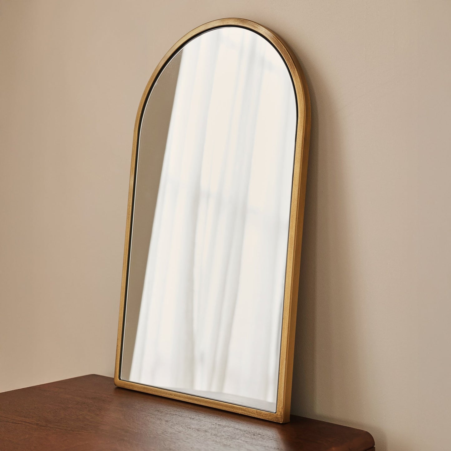 Liberty - Miroir Mural Métallique Arqué Doré 50cm x 30cm